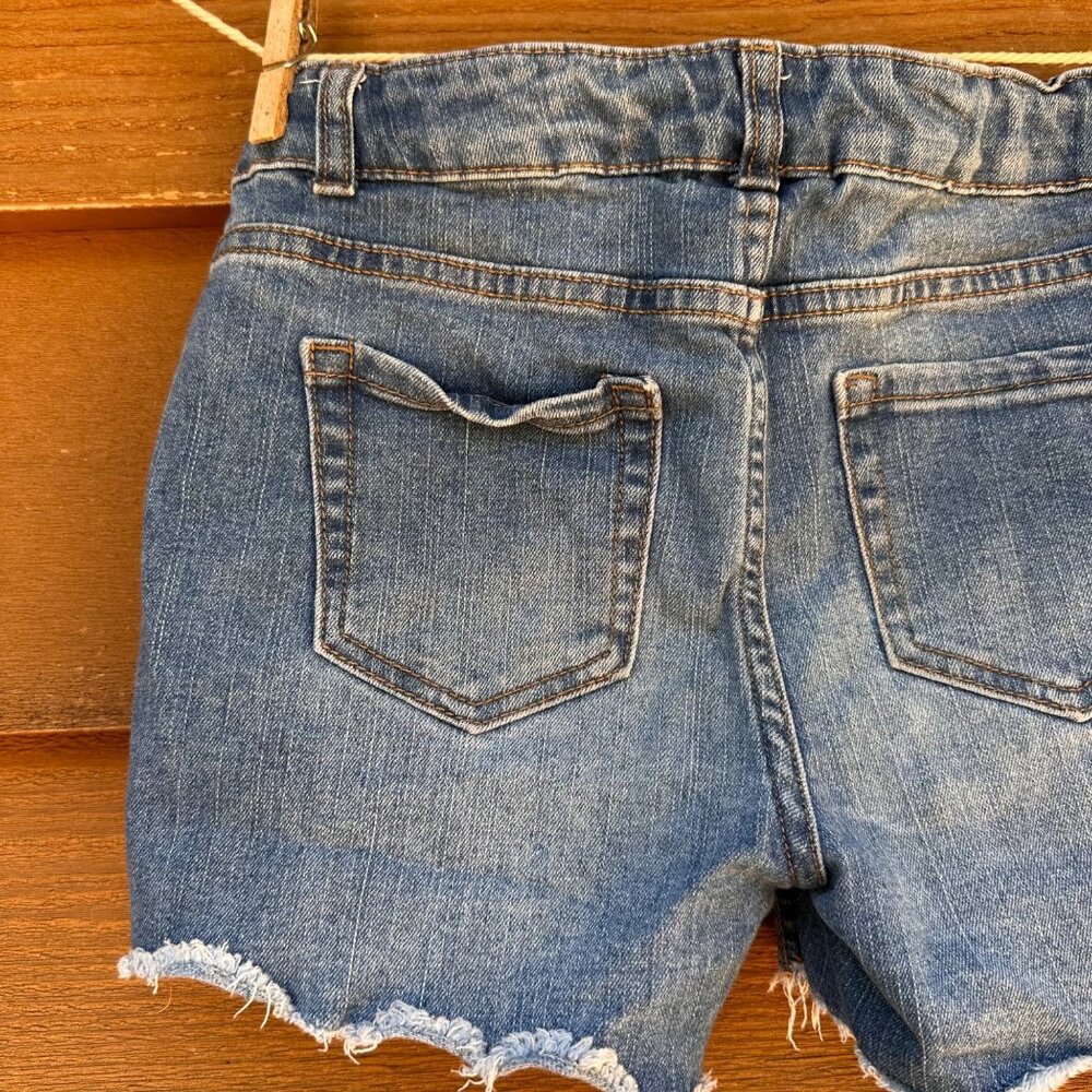 Cat & Jack Girls Distressed Denim Shorts L 10/12 Blue Lace Patch Details Frayed - Picture 9 of 9